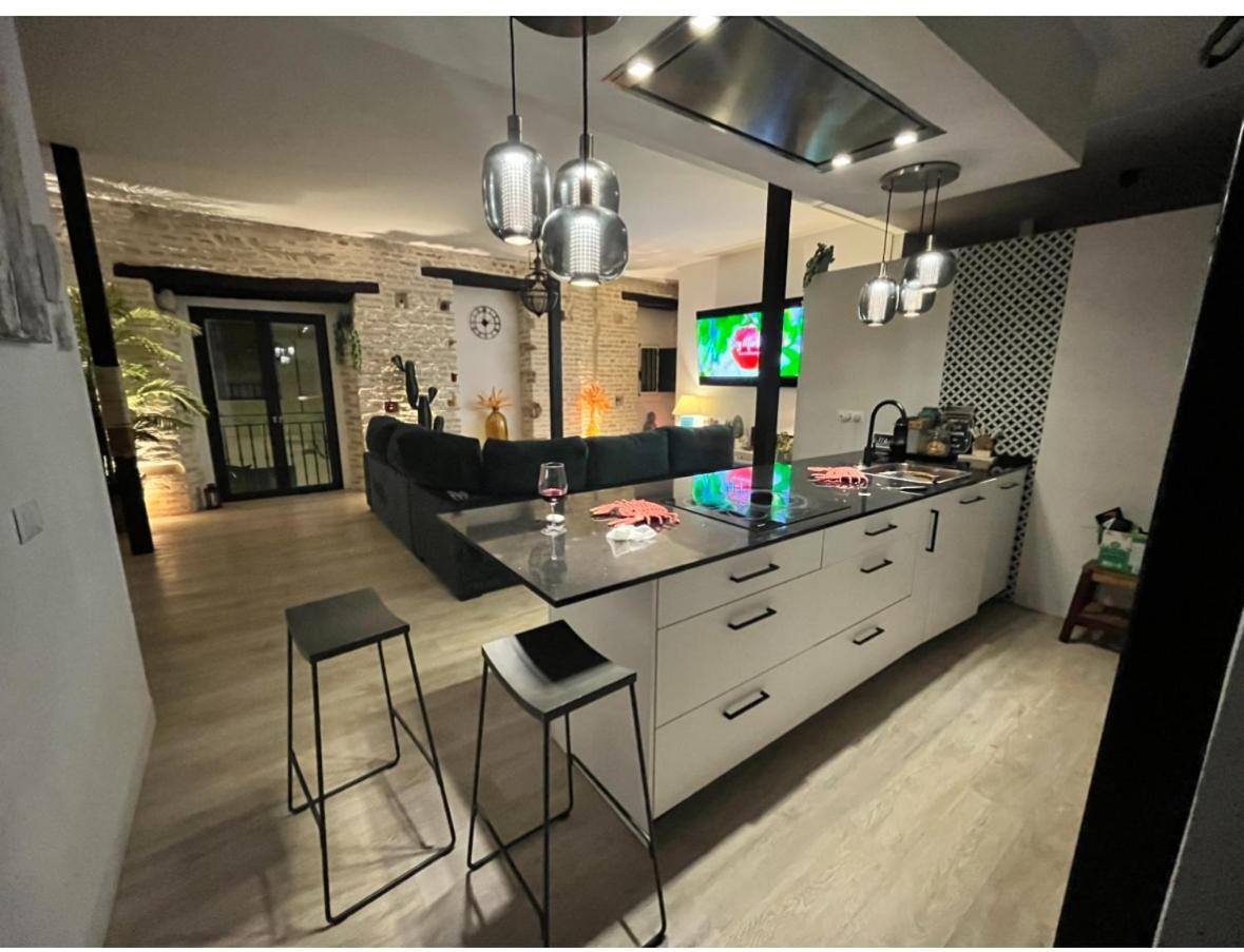 Casa Duque Compartida Familiar 1-Habitacion Con Bano Propio Seville Luaran gambar