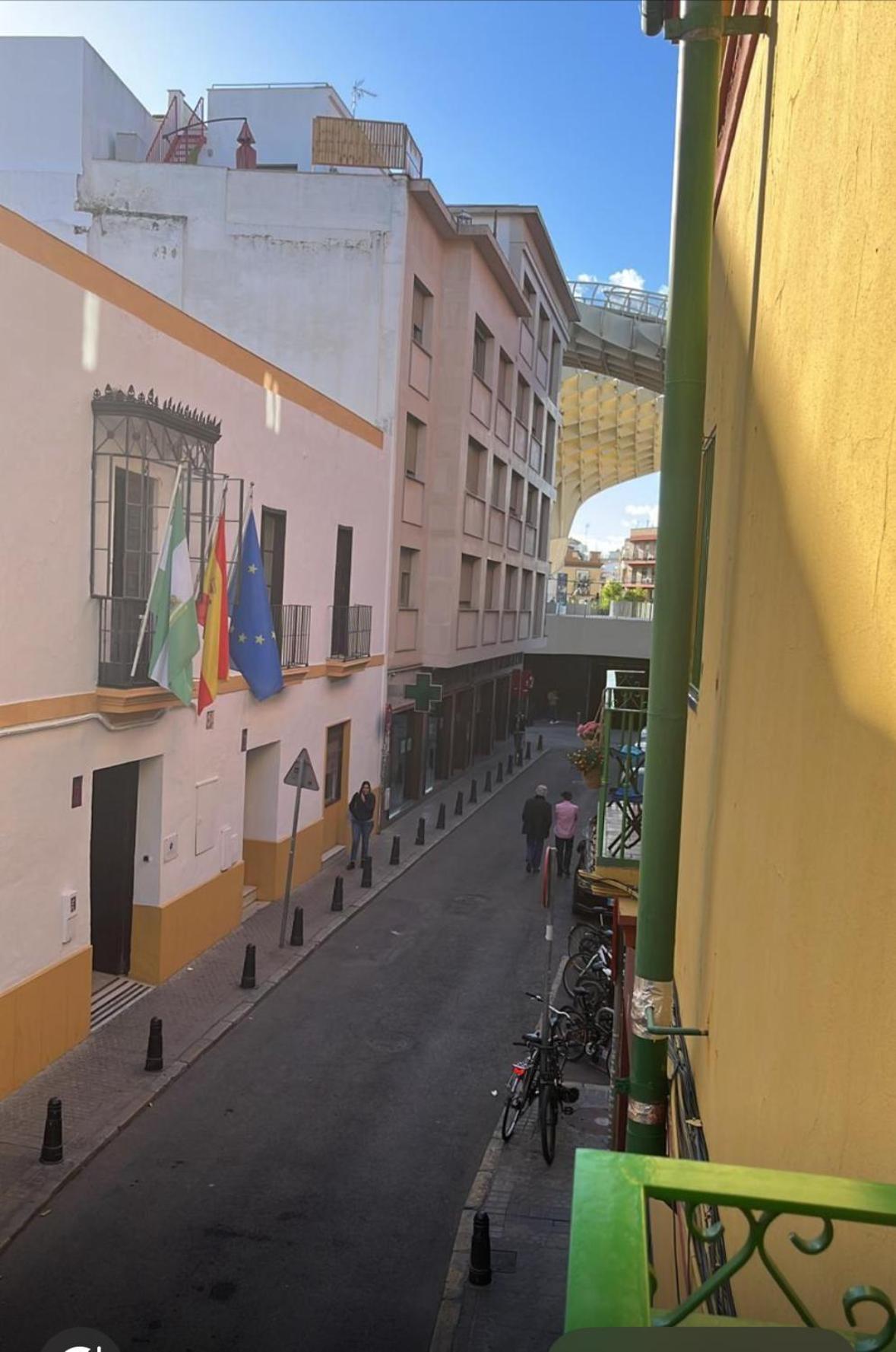 Casa Duque Compartida Familiar 1-Habitacion Con Bano Propio Seville Luaran gambar