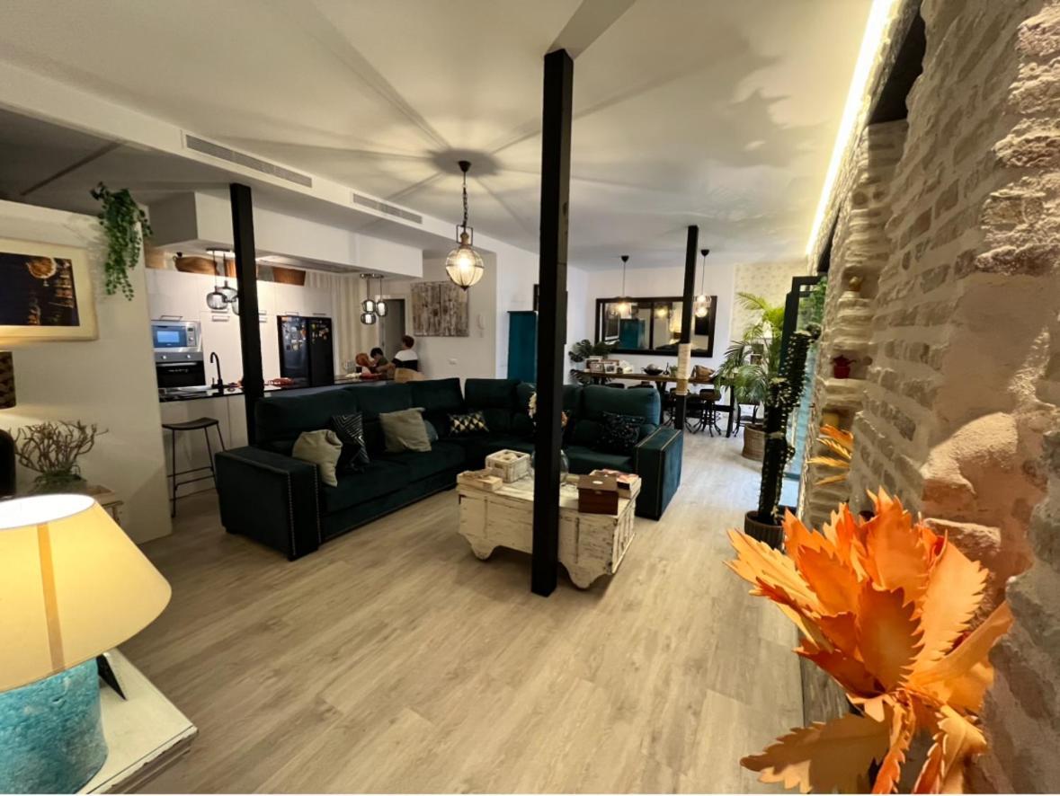 Casa Duque Compartida Familiar 1-Habitacion Con Bano Propio Seville Luaran gambar